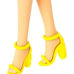 Barbie Fashionista con 4 Modas