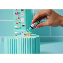 Mini Brands Fill the Fridge Serie 1 con 2 Cápsulas Varios Modelos