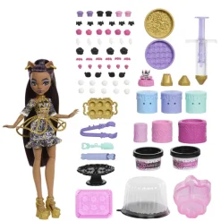 Monster High Kit de Pastelería de la Colección Cumplespantos de con Muñeca Clawdeen Wolf