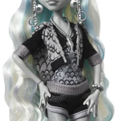 Monster High Muñeca Lagoona Blue en Blanco y Negro con Pósteres