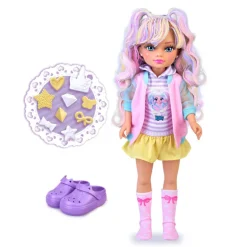 Nancy Charms in Style Muñeca con Accesorios