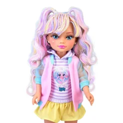 Nancy Charms in Style Muñeca con Accesorios