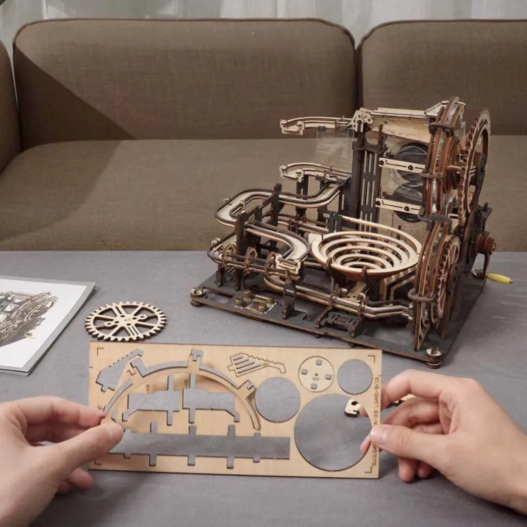 Robotime Marble Night City Maqueta de Madera