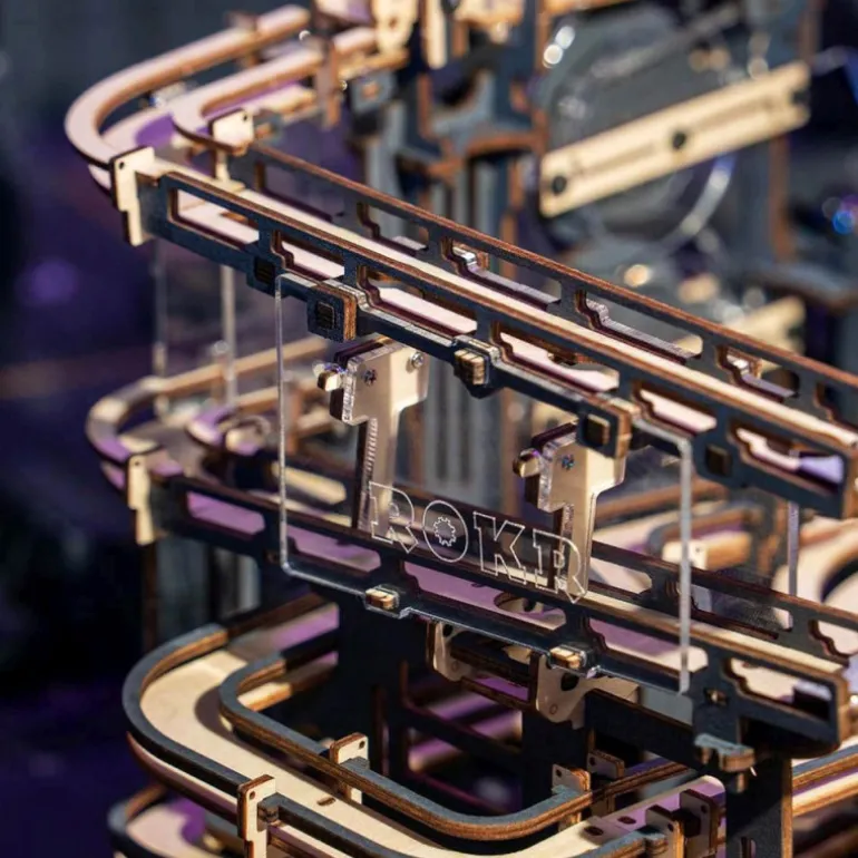 Robotime Marble Night City Maqueta de Madera