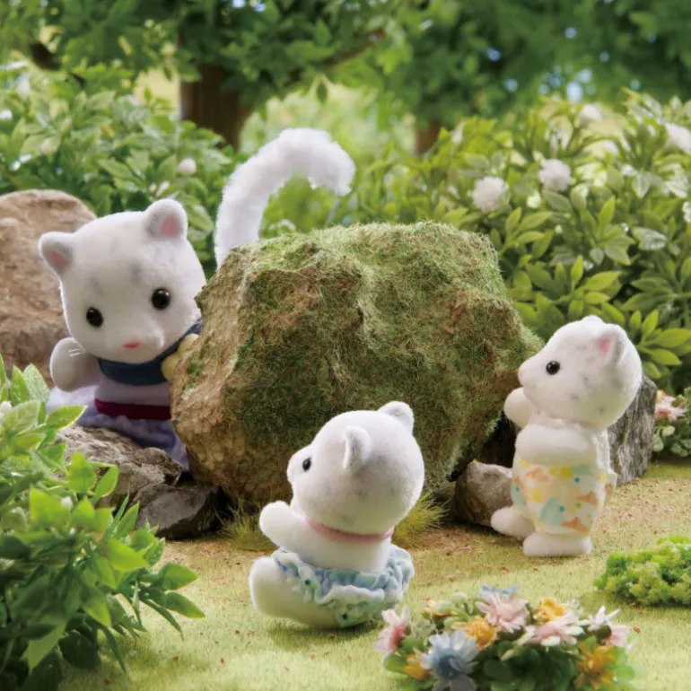 Sylvanian Families Familia Leopardo de las Nieves